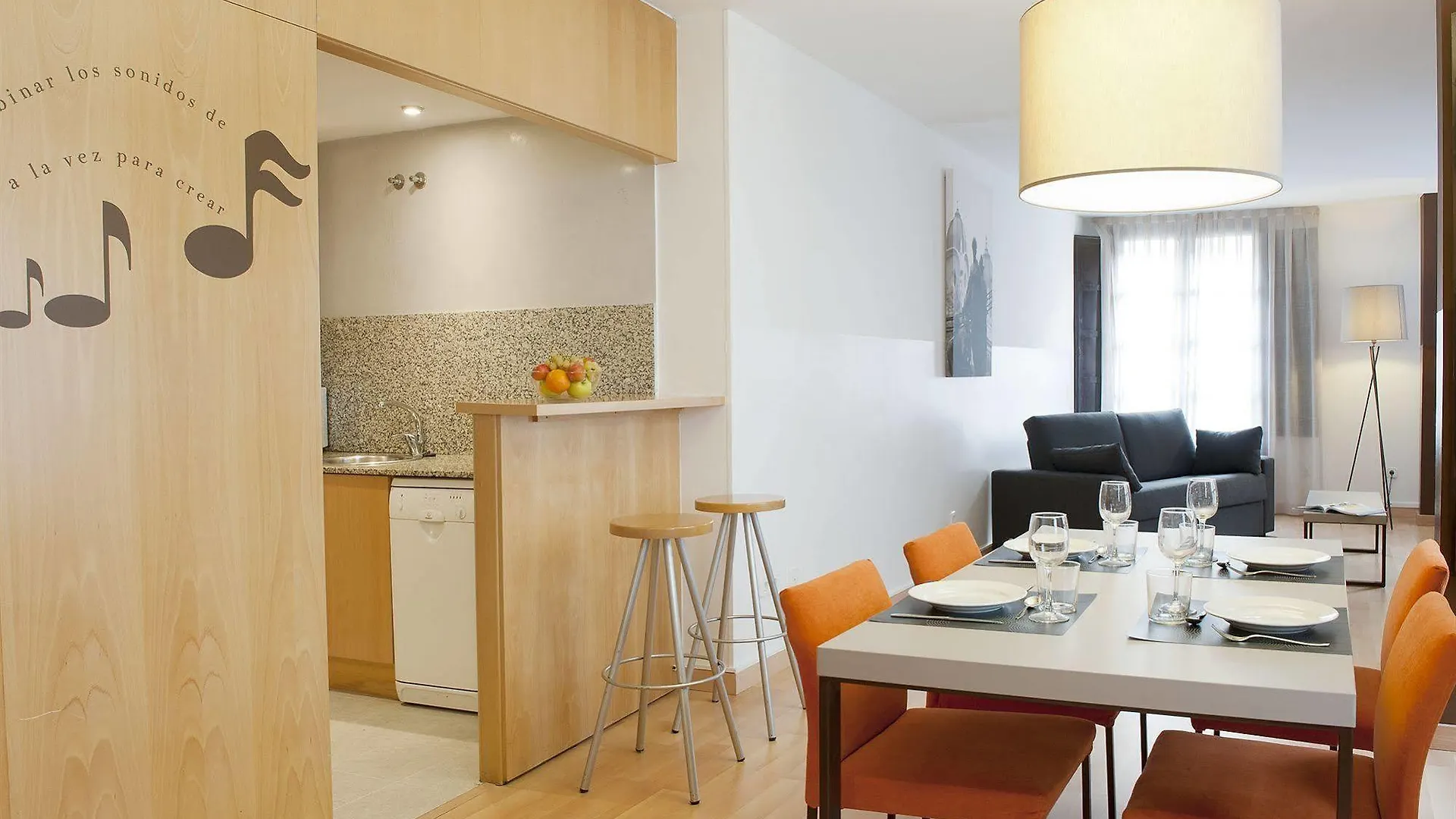 Aspasios Plaza Real Apartments Barcelona