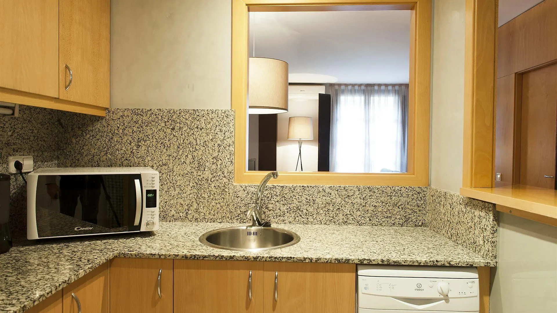 Aspasios Plaza Real Apartments Barcelona